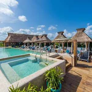 Hotel Naay Curamoria Collection ****