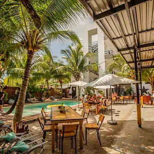 Hostal Che & Bar Adults Only, Isla Holbox