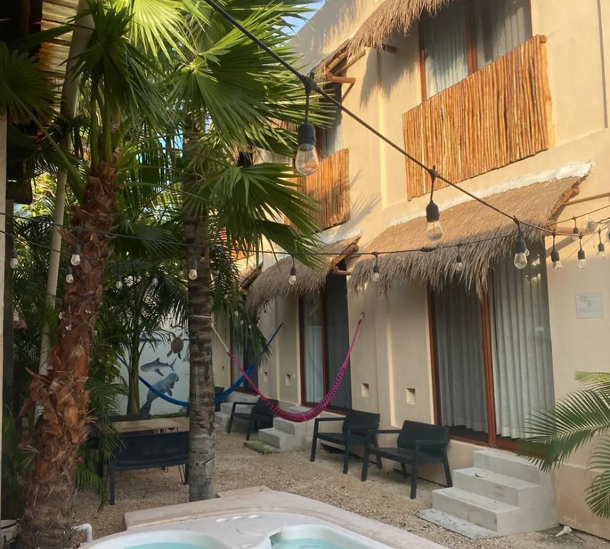 Hotel Pelecanus Suites Holbox 3*, Isla Holbox Mexico